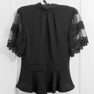 💛NWT💛 A'Gaci Black Peplum Top Lace Sleeve Neck-L